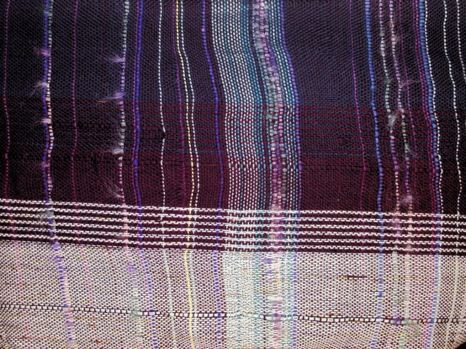 Weaving of letters of support